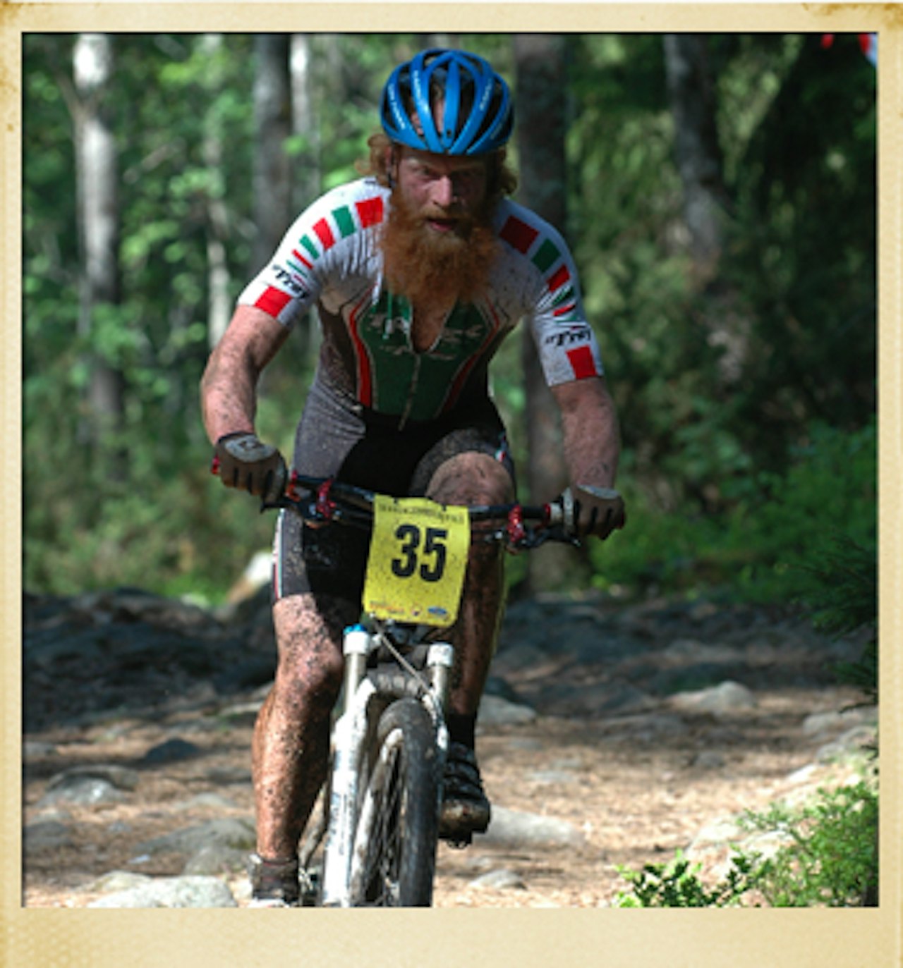 BYR PÅ MORO: I kveld kan du teste sykler og lys med alltid joviale Aslak Mørstad. BYR PÅ MORO: I kveld kan du teste sykler og lys med alltid joviale Aslak Mørstad.