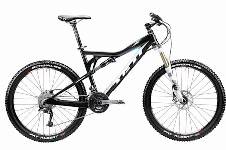 Yeti ASR 5 Carbon i svart. Yeti ASR 5 Carbon i svart.