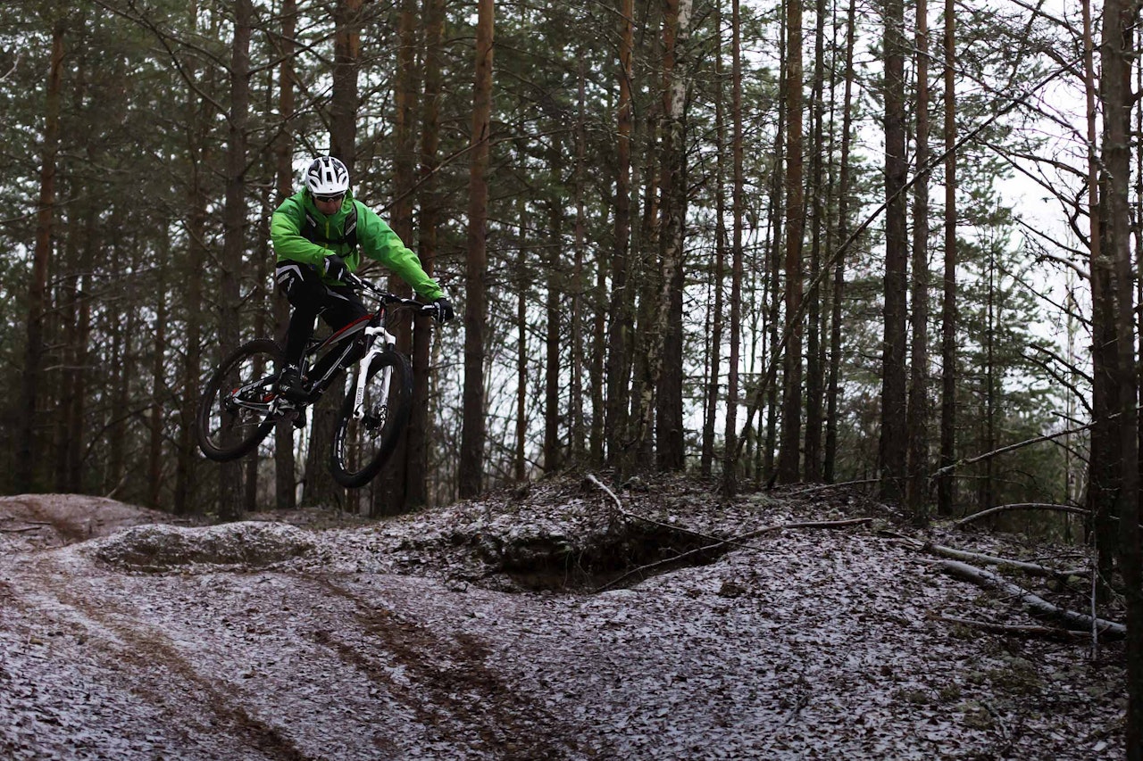 LEK! Følger du Kompisrunden i Elverum, dukker det opp en og annen luftig utfordring underveis. LEK! Følger du Kompisrunden i Elverum, dukker det opp en og annen luftig utfordring underveis.