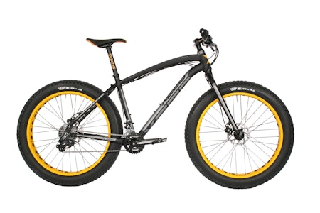 LILLEBROR: Den rimeligste fatbiken i Sport 1s rekker er Xeed Fat Tubby. Skjemmende navn til tross vil vi tro at dette er en attraktiv sykkel for mange. LILLEBROR: Den rimeligste fatbiken i Sport 1s rekker er Xeed Fat Tubby. Skjemmende navn til tross vil vi tro at dette er en attraktiv sykkel for mange.
