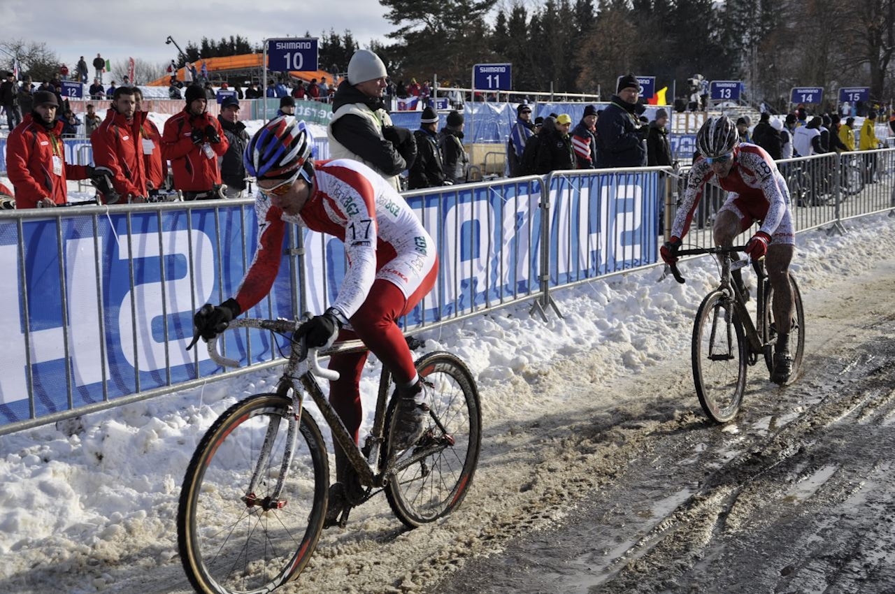 DOPA BRØDRE:  De to brødrene Pawel og Kacper Szczepaniak tok gull og sølv i U23-klassen i årets VM i sykkelcross. Etter rittet ble de begge tatt for EPO-bruk. Foto: Snorre Sverreson Jensen DOPA BRØDRE:  De to brødrene Pawel og Kacper Szczepaniak tok gull og sølv i U23-klassen i årets VM i sykkelcross. Etter rittet ble de begge tatt for EPO-bruk. Foto: Snorre Sverreson Jensen