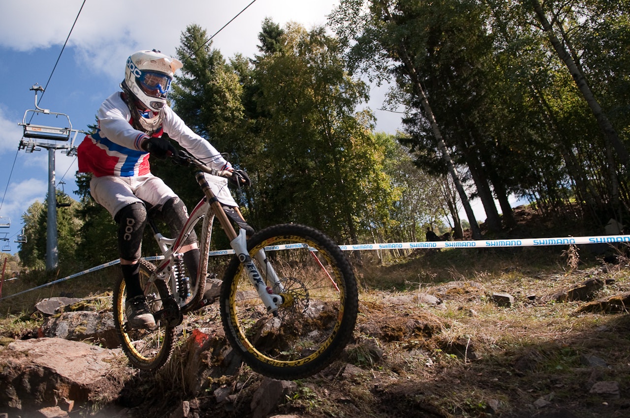 HISTORISK: Isak Leivsson syklet som en internasjonal stjerne i Hafjell. Hans 12. plass i mål er Norges beste plassering i verdenscupen siden tidlig nittitall. HISTORISK: Isak Leivsson syklet som en internasjonal stjerne i Hafjell. Hans 12. plass i mål er Norges beste plassering i verdenscupen siden tidlig nittitall.