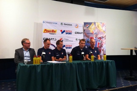 NYE LEDERE: Under dagens pressekonferanse ble Hans Falk (t.h) presentert som ny sportsjef. Fra venstre: Harald Tiedeman, Bjørn Sætre, Eddy Knutsen Storsæter og Stig Kristiansen. Foto: NCF NYE LEDERE: Under dagens pressekonferanse ble Hans Falk (t.h) presentert som ny sportsjef. Fra venstre: Harald Tiedeman, Bjørn Sætre, Eddy Knutsen Storsæter og Stig Kristiansen. Foto: NCF