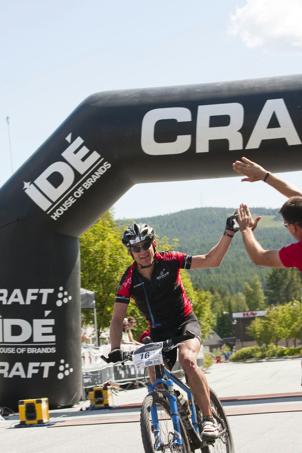 RÅSKINN: Arild Christophersen tok seieren på sisteetappen i årets Craft 6-dagers. Foto: Kristoffer Kippernes. RÅSKINN: Arild Christophersen tok seieren på sisteetappen i årets Craft 6-dagers. Foto: Kristoffer Kippernes.