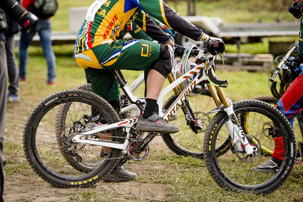 FAVORITT: Greg Minnaar kan i morgen ta sin tredje verdensmestertittel på rad og hans fjerde totalt. I dagens prøveomgang var han aller raskest. Foto: Martin I Dalen. FAVORITT: Greg Minnaar kan i morgen ta sin tredje verdensmestertittel på rad og hans fjerde totalt. I dagens prøveomgang var han aller raskest. Foto: Martin I Dalen.