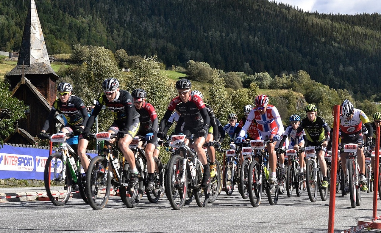 NM: I morgen er det klart for årets siste store maratonritt når både norgesmesterskapet og finalen i norgescupen avgjøres i Skarverittet. Foto: Anne S. Tvedt NM: I morgen er det klart for årets siste store maratonritt når både norgesmesterskapet og finalen i norgescupen avgjøres i Skarverittet. Foto: Anne S. Tvedt