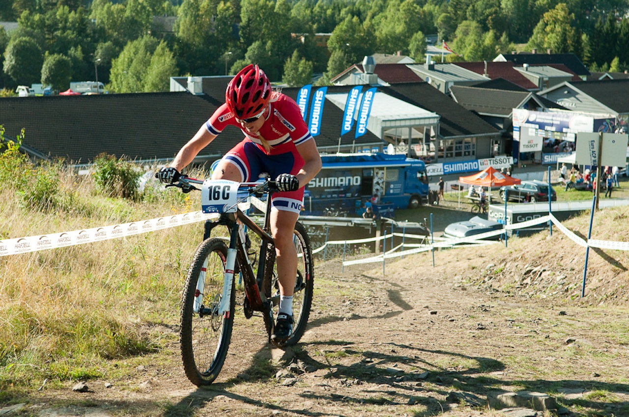 VÅRT HÅP: Ingrid Sofie Bøe Jacobsen tok bronse på sprinten på Maihaugen på tirsdag. I dag skal hun kjempe om en topp-plassering i rundbanerittet på Hafjell. Alle foto: Øyvind Aas VÅRT HÅP: Ingrid Sofie Bøe Jacobsen tok bronse på sprinten på Maihaugen på tirsdag. I dag skal hun kjempe om en topp-plassering i rundbanerittet på Hafjell. Alle foto: Øyvind Aas