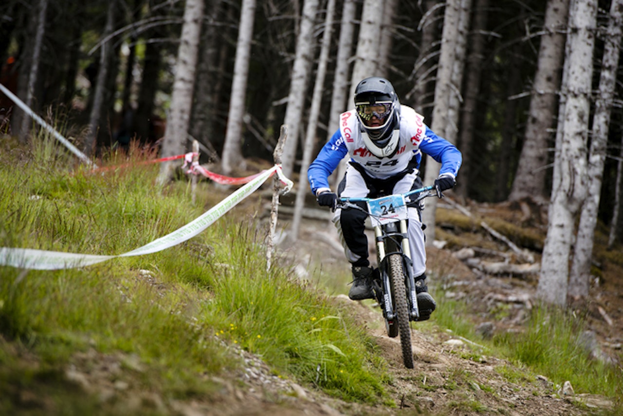 Grunde Kvålseth er et av de største utfortalentene i Norge. I VM skal han måle krefter mot verdens beste. Foto: Marin I. Dalen. Grunde Kvålseth er et av de største utfortalentene i Norge. I VM skal han måle krefter mot verdens beste. Foto: Marin I. Dalen.