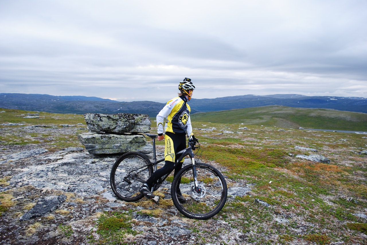 REIN STI: Deler av stiene til Skaidi Xtreme er tråkket opp av villrein. Foto: Odd Peder Wang-Norderud. REIN STI: Deler av stiene til Skaidi Xtreme er tråkket opp av villrein. Foto: Odd Peder Wang-Norderud.