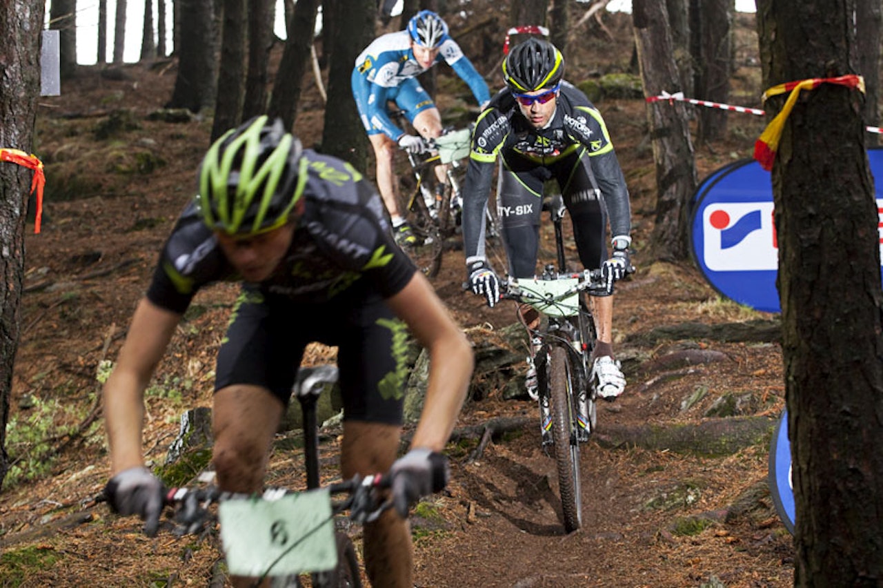 I FJOR: Anders Hovdenes, Håkon Austad og Ola Kjøren kjempet om seieren i 2010. I år starter syklisten en og en. Foto: Kristoffer Kippernes I FJOR: Anders Hovdenes, Håkon Austad og Ola Kjøren kjempet om seieren i 2010. I år starter syklisten en og en. Foto: Kristoffer Kippernes