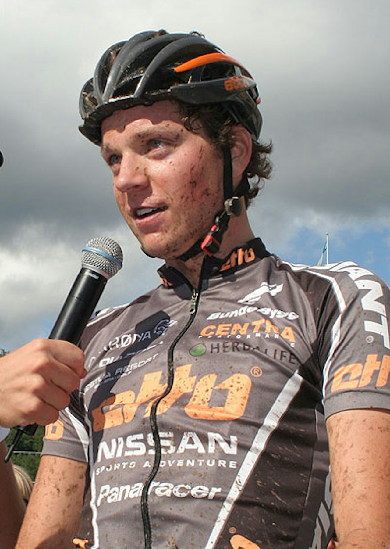 UHELDIG: På nytt ble det tekniske utfordringer for Anders Hovdenes. Arkivfoto: Øyvind Aas UHELDIG: På nytt ble det tekniske utfordringer for Anders Hovdenes. Arkivfoto: Øyvind Aas