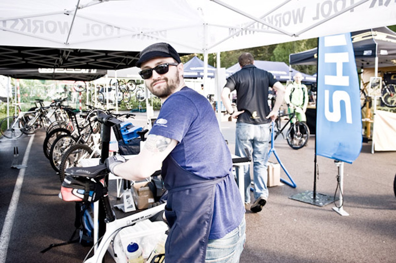 BISTAND: Har du noe du lurer hva gjelder sykler og service, er dette dagen du får svar på det meste. BISTAND: Har du noe du lurer hva gjelder sykler og service, er dette dagen du får svar på det meste.