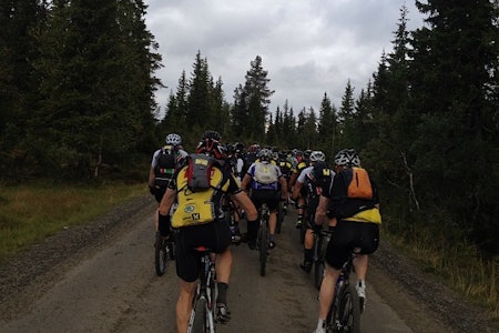 MIDT I: Erik Gjerdbakken hang lenge med i teten i UltraBirken. Lenge nok til å ta og publisere dette bildet på Facebook i kampens hete. Foto: Erik Gjerdbakken. ultrabirken birken birkebeinerrittet