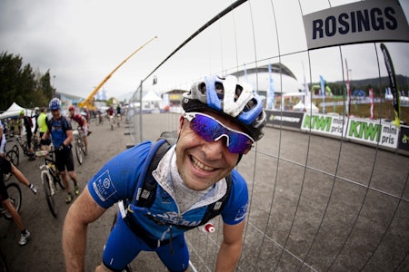 ET STORT SMIL: Denne mannen smilte fra øre til øre da han kom i mål på Lillehammer i 2011. Foto: Kristoffer Kippernes. birken birkebeinerrittet tips