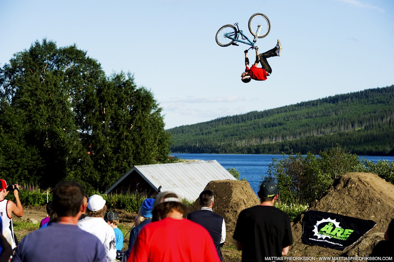ALLE GRENER: Åre Bike Festival samler alle grener, og har du en dirtsyklist i magen kan dette være en fin anledning til å bruse med fjærene. Foto: Mattias Fredriksson ALLE GRENER: Åre Bike Festival samler alle grener, og har du en dirtsyklist i magen kan dette være en fin anledning til å bruse med fjærene. Foto: Mattias Fredriksson