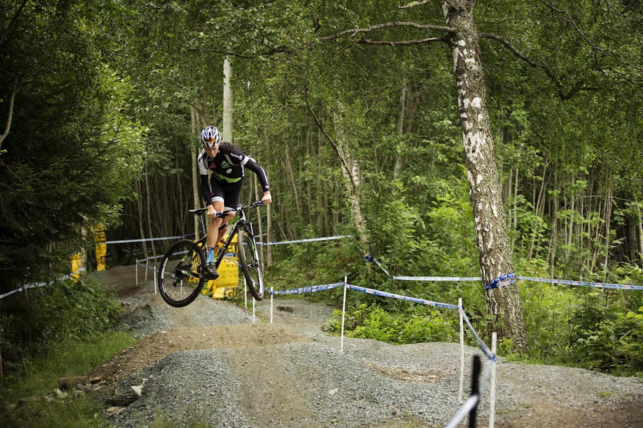 BREDSIDA TIL: Gauldal Sykkelklubb har kanskje det ivrigste dugnadslaget i Norge, og årets NM-løype er en ytterligere forbedret variant av Norgescup-løypa. Grushopp innbyr til både fart og stil. 