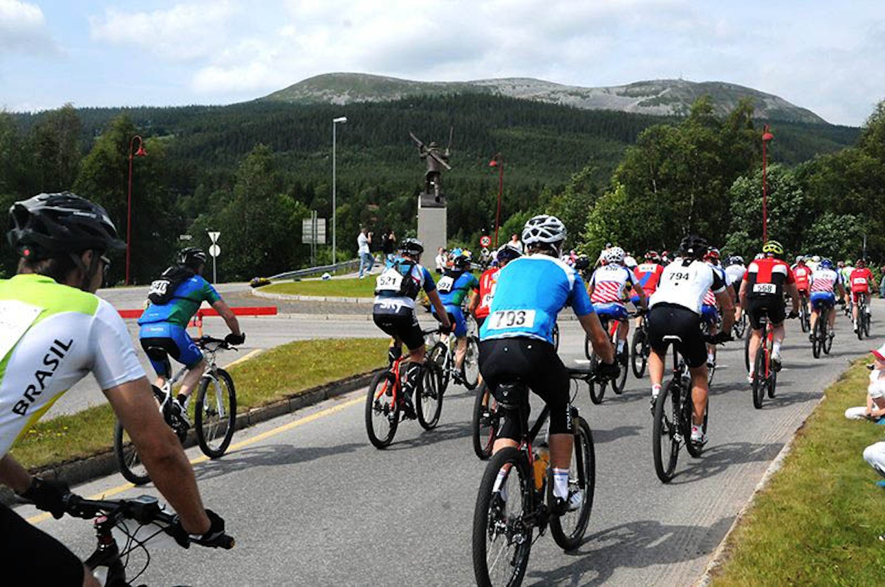 TIL TUSEN: Tilsammen var rundt 1000 deltakere i aksjon i Trysil i helgen. TIL TUSEN: Tilsammen var rundt 1000 deltakere i aksjon i Trysil i helgen.