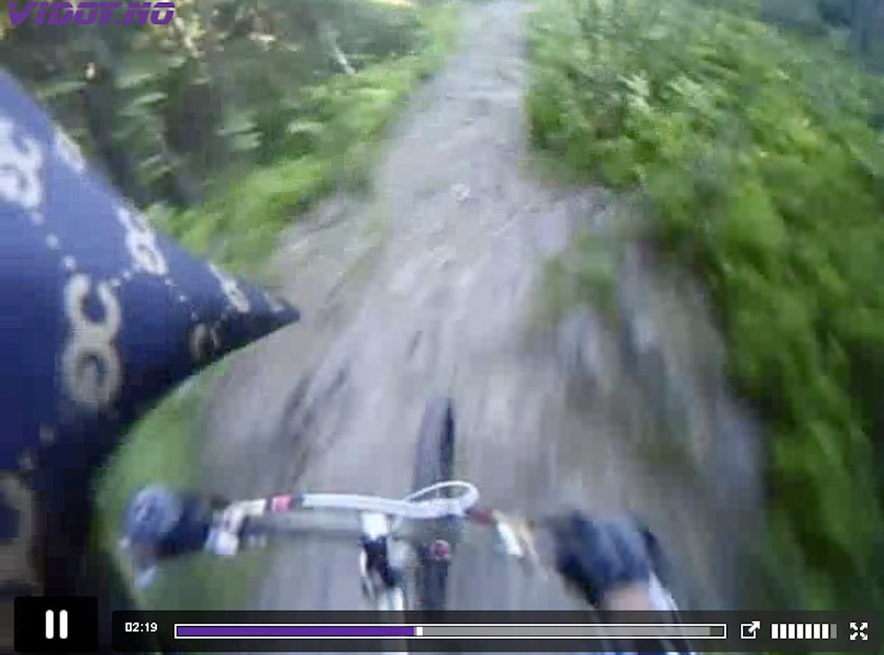 UNNA-GUNNAR: Hold fast og heng med. Det går til tider unna ned røysa innerst i Maridalen. Kameraføring: Øyvind Aas UNNA-GUNNAR: Hold fast og heng med. Det går til tider unna ned røysa innerst i Maridalen. Kameraføring: Øyvind Aas