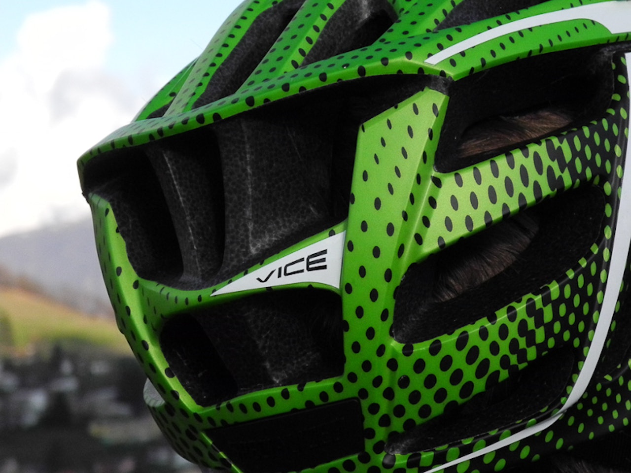 GODT GREP: Specialized Vice gir ekstra dekning i nakken i en relativt lett og rimelig pakke. GODT GREP: Specialized Vice gir ekstra dekning i nakken i en relativt lett og rimelig pakke.