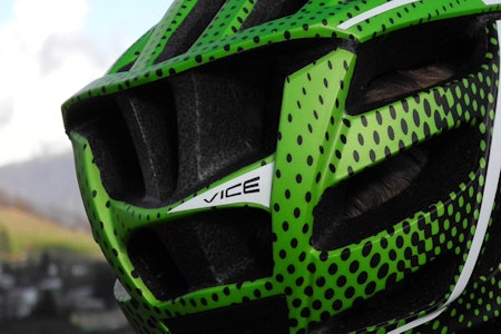 GODT GREP: Specialized Vice gir ekstra dekning i nakken i en relativt lett og rimelig pakke. GODT GREP: Specialized Vice gir ekstra dekning i nakken i en relativt lett og rimelig pakke.