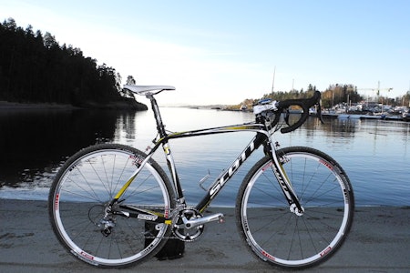 I SAND: I Belgia konkurreres det ofte i sykling på stranda. Scott-sykkelen føler seg hjemme på Oslo Sjøbad. I SAND: I Belgia konkurreres det ofte i sykling på stranda. Scott-sykkelen føler seg hjemme på Oslo Sjøbad.