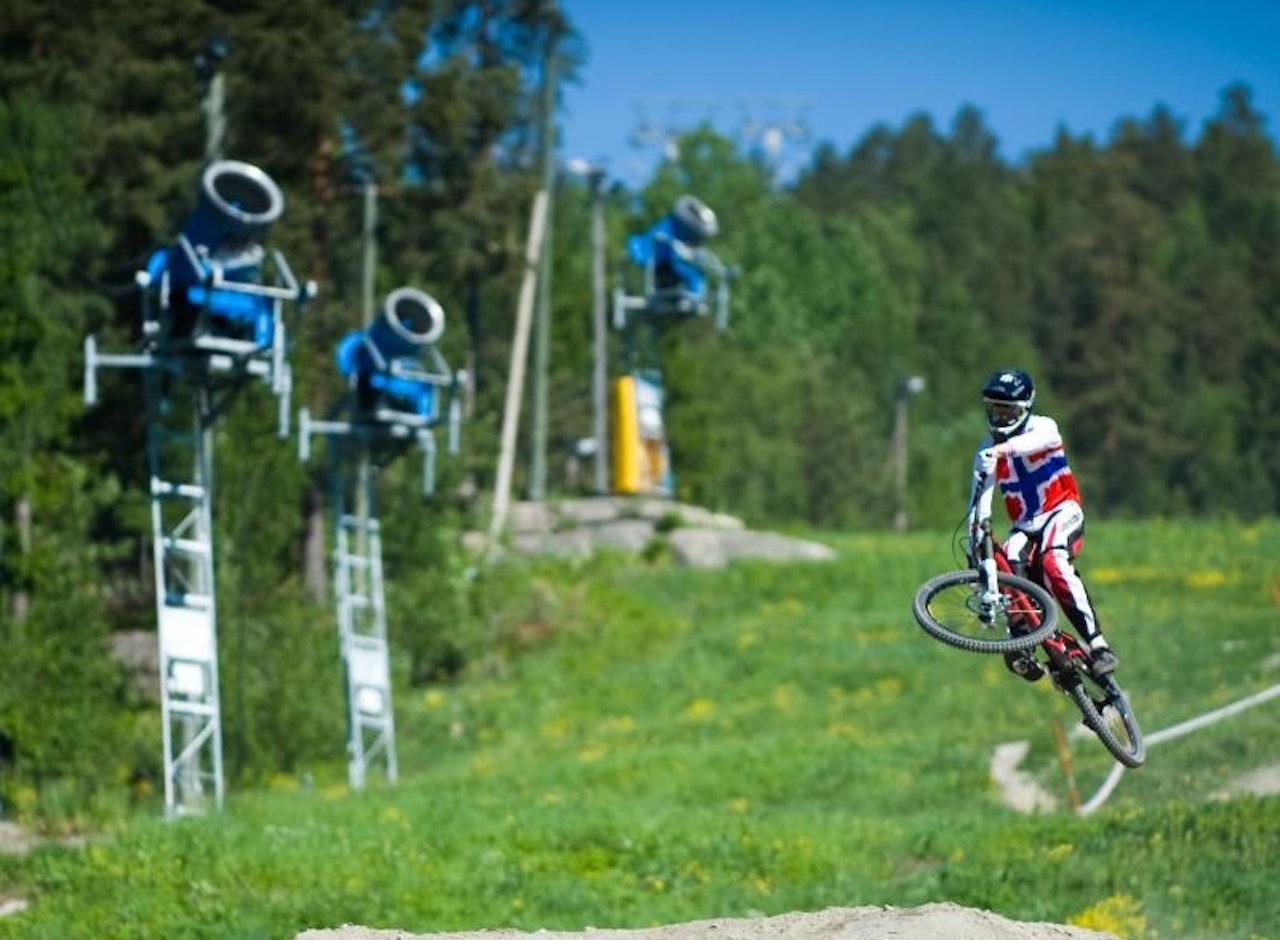 GÅR FOR GULL: Zakarias Blom Johansen vant norgescupen på Voss sist helg og er i storform. Til helgen kjemper han om NM-gull i Drammen. GÅR FOR GULL: Zakarias Blom Johansen vant norgescupen på Voss sist helg og er i storform. Til helgen kjemper han om NM-gull i Drammen.