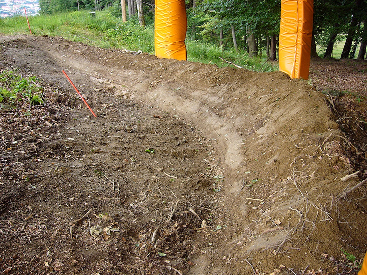 FINE KURVER: Utforløypa i Maribor er mest kjent for steiner og røtter, men det en og annen dosering også. Alle foto. Sverre André Værnes. FINE KURVER: Utforløypa i Maribor er mest kjent for steiner og røtter, men det en og annen dosering også. Alle foto. Sverre André Værnes.