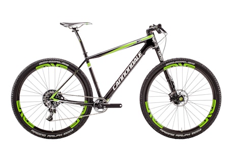 HALVDEMPEREN ER IKKE DØD: Cannondale prøver igjen å motbevise at halvdemperen er gått ut på dato. Modellen F.SI tar integrereringen et hakk lenger enn Cannondale har gjort tidligere. HALVDEMPEREN ER IKKE DØD: Cannondale prøver igjen å motbevise at halvdemperen er gått ut på dato. Modellen F.SI tar integrereringen et hakk lenger enn Cannondale har gjort tidligere.
