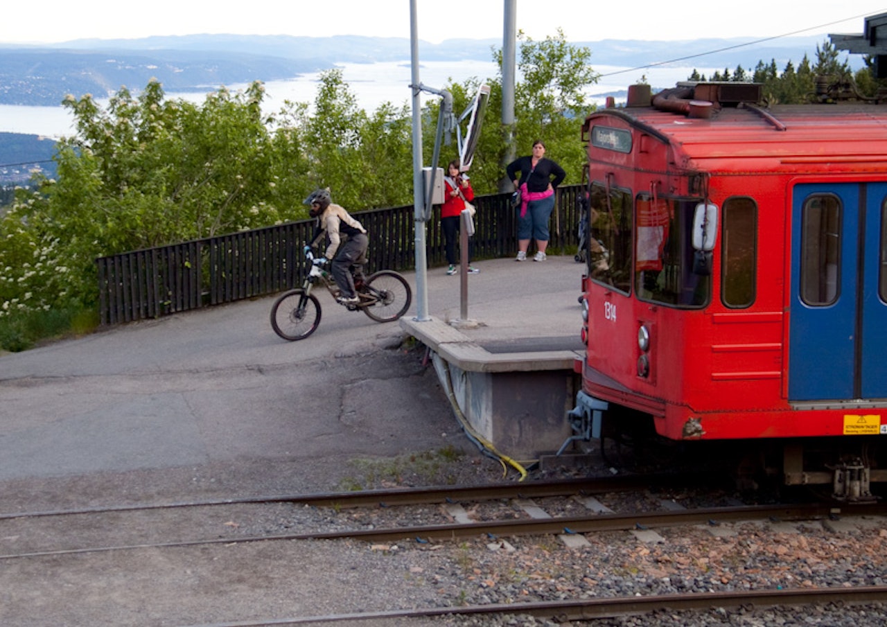 SISTE REIS: Frognerseterbanen vil være stengt til desember 2010. Foto: Simen Berg SISTE REIS: Frognerseterbanen vil være stengt til desember 2010. Foto: Simen Berg