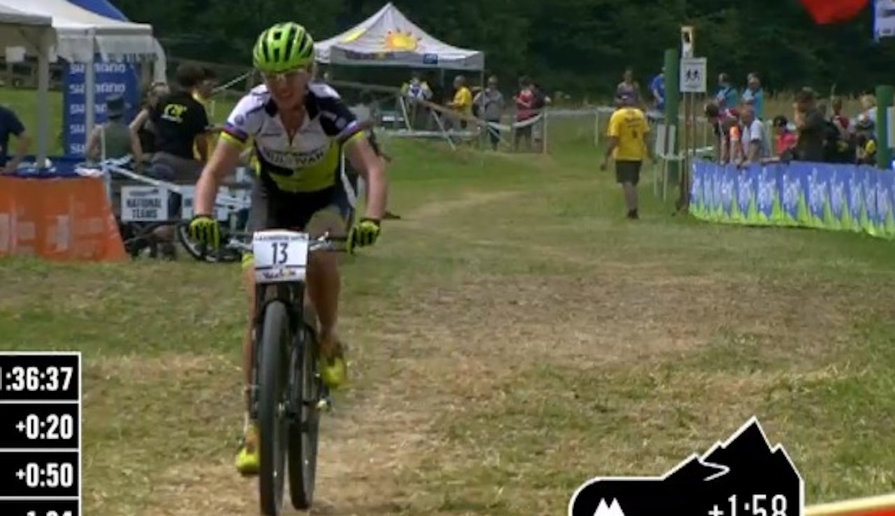 PODIEPLASS: Gunn-Rita Dahle Flesjå smilte bredt da hun kom i mål som nummer fem i Val di Sole etter et solid løp. PODIEPLASS: Gunn-Rita Dahle Flesjå smilte bredt da hun kom i mål som nummer fem i Val di Sole etter et solid løp.