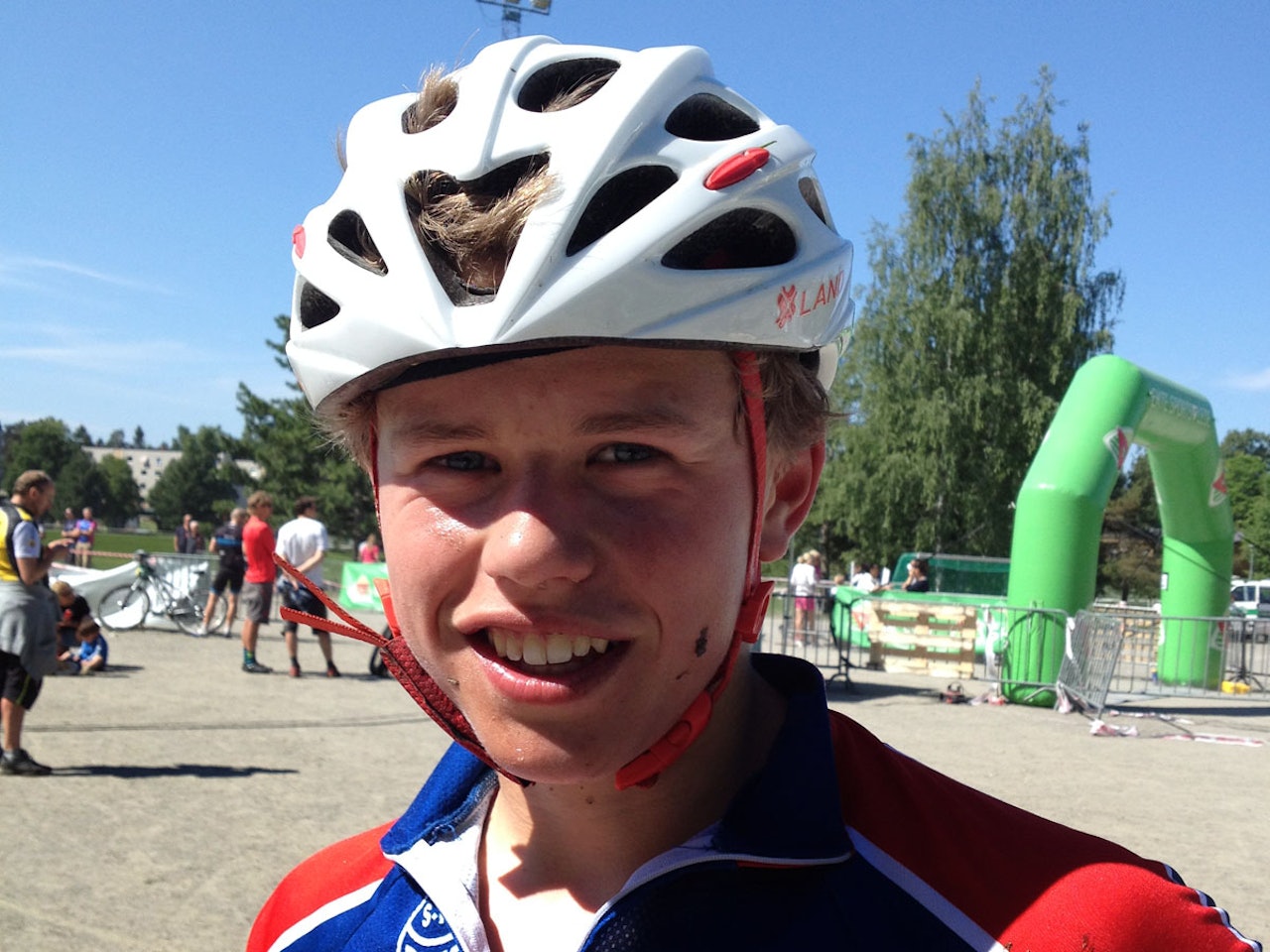 RASKEST: Erling Moseby fra Rye var raskest av alle som syklet en runde. 16-åringen synes løypen var morsommere enn noen gang. RASKEST: Erling Moseby fra Rye var raskest av alle som syklet en runde. 16-åringen synes løypen var morsommere enn noen gang.