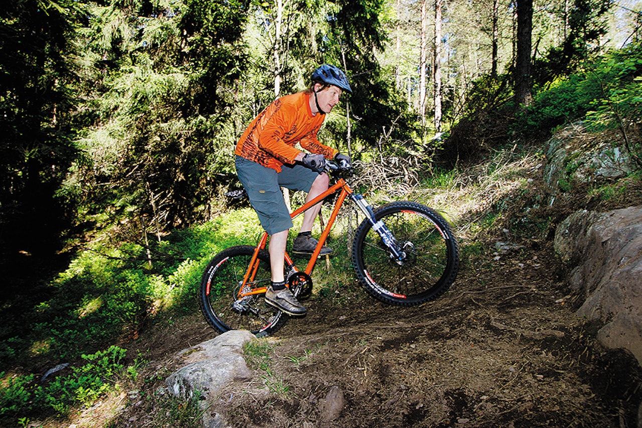 HEV BLIKKET: Sørg for å være i balanse når du nærmer deg kanten. Er innkjøringen bratt er dette mye av hemmeligheten. HEV BLIKKET: Sørg for å være i balanse når du nærmer deg kanten. Er innkjøringen bratt er dette mye av hemmeligheten.