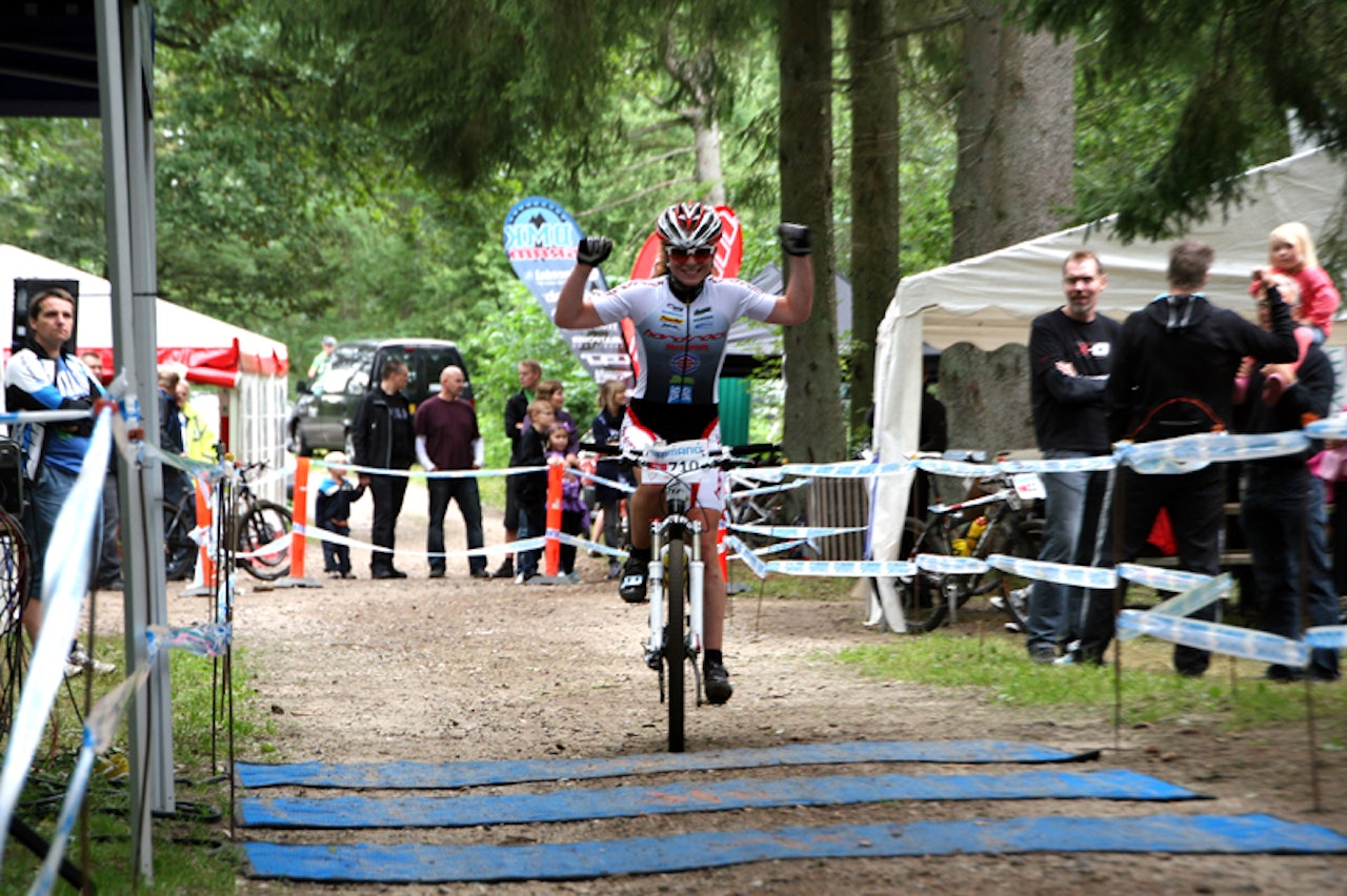 JOBBESEIER Sveum jobbet hardt hele rittet og ble belønnet med seier. Foto: elisabethsveum.com JOBBESEIER Sveum jobbet hardt hele rittet og ble belønnet med seier. Foto: elisabethsveum.com