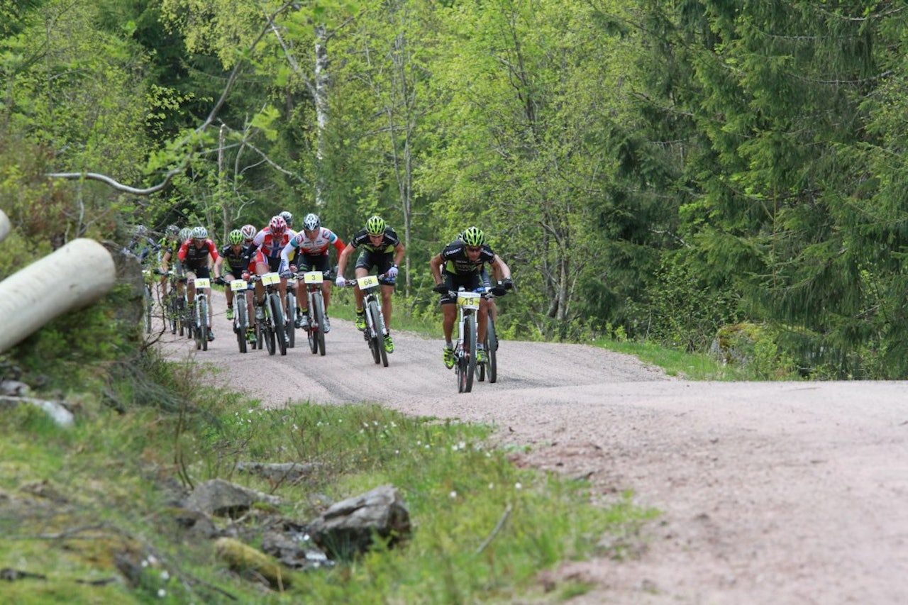 PASSER FOR ALLE: - Stiene er akkurat passe utfordrende både for nybegynnere og mer øvede terrengsyklister, mener Lars Petter Stormo som sykler Montebellorittet for 12. gang på lørdag. Foto: Montebellorittet.no. PASSER FOR ALLE: - Stiene er akkurat passe utfordrende både for nybegynnere og mer øvede terrengsyklister, mener Lars Petter Stormo som sykler Montebellorittet for 12. gang på lørdag. Foto: Montebellorittet.no.