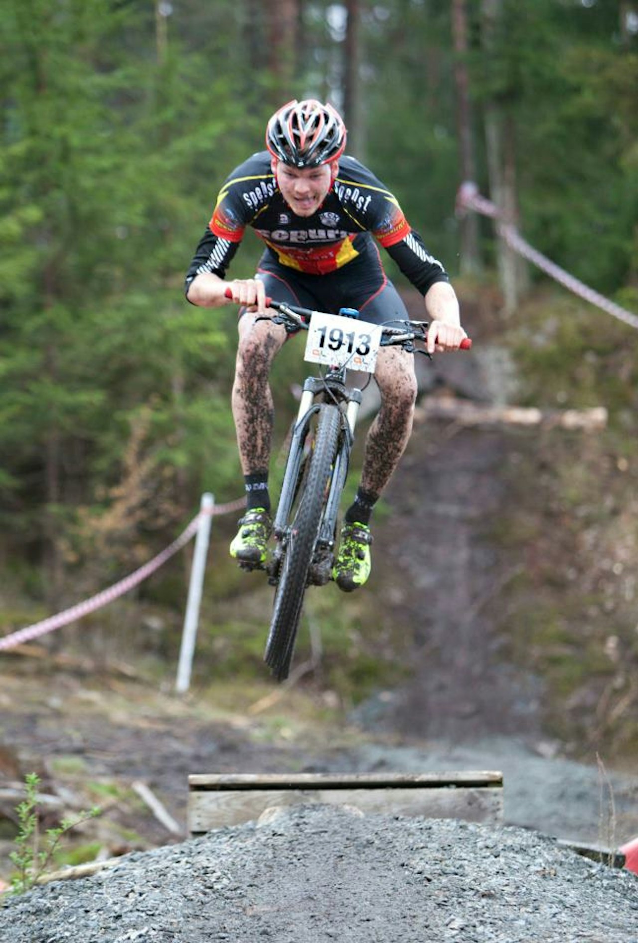 SEIER: Brede Edvardsen vant lørdagens sprint foran Johan-Jørgen Lindgaard Strømberg og Torjus Bern Hansen. Dette var Bredes første norgescupseier som senior. SEIER: Brede Edvardsen vant lørdagens sprint foran Johan-Jørgen Lindgaard Strømberg og Torjus Bern Hansen. Dette var Bredes første norgescupseier som senior.