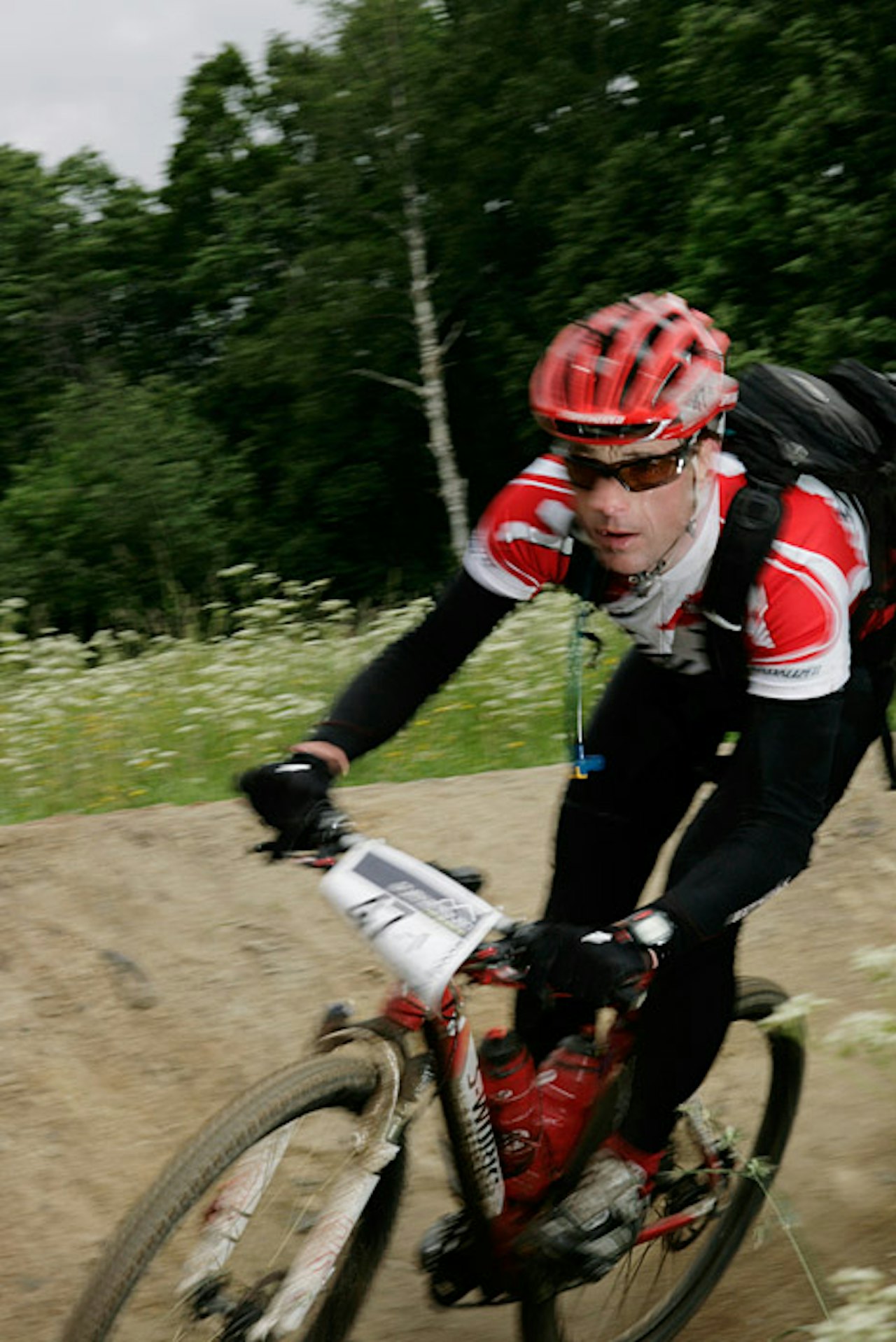 DOBLER: Geir Lien tar Styrkeprøven som oppladning til Terrengstyrken. Foto: Lars-Kristian Haugen DOBLER: Geir Lien tar Styrkeprøven som oppladning til Terrengstyrken. Foto: Lars-Kristian Haugen