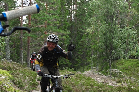 BLID:  Til tross for feltets tyngste sykkel var denne blide tyskeren godt fornøyd med sin første stitur i Norge.