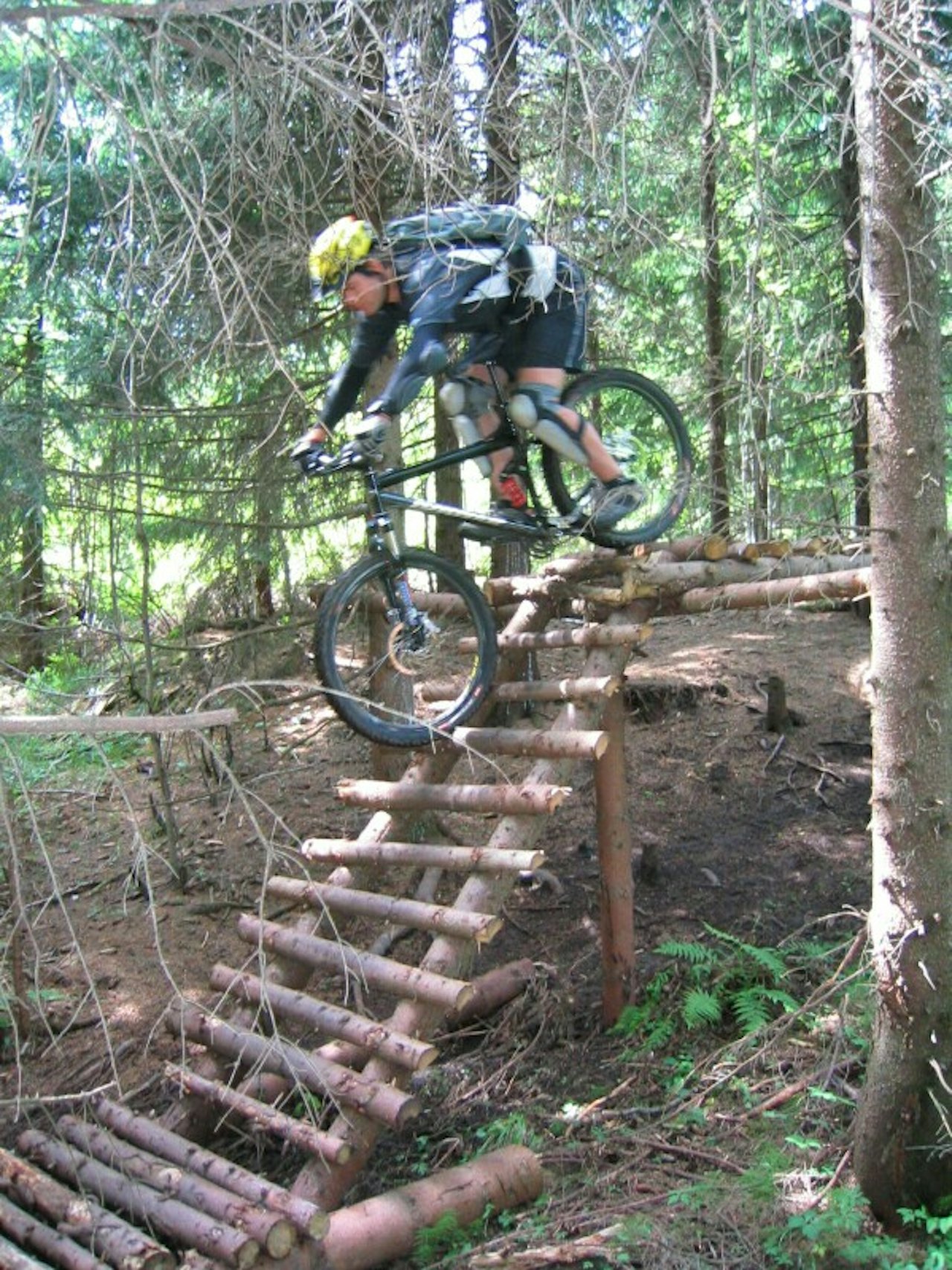 Bakkroppen bakover: Christian ved Frognerseteren. Bakkroppen bakover: Christian ved Frognerseteren.