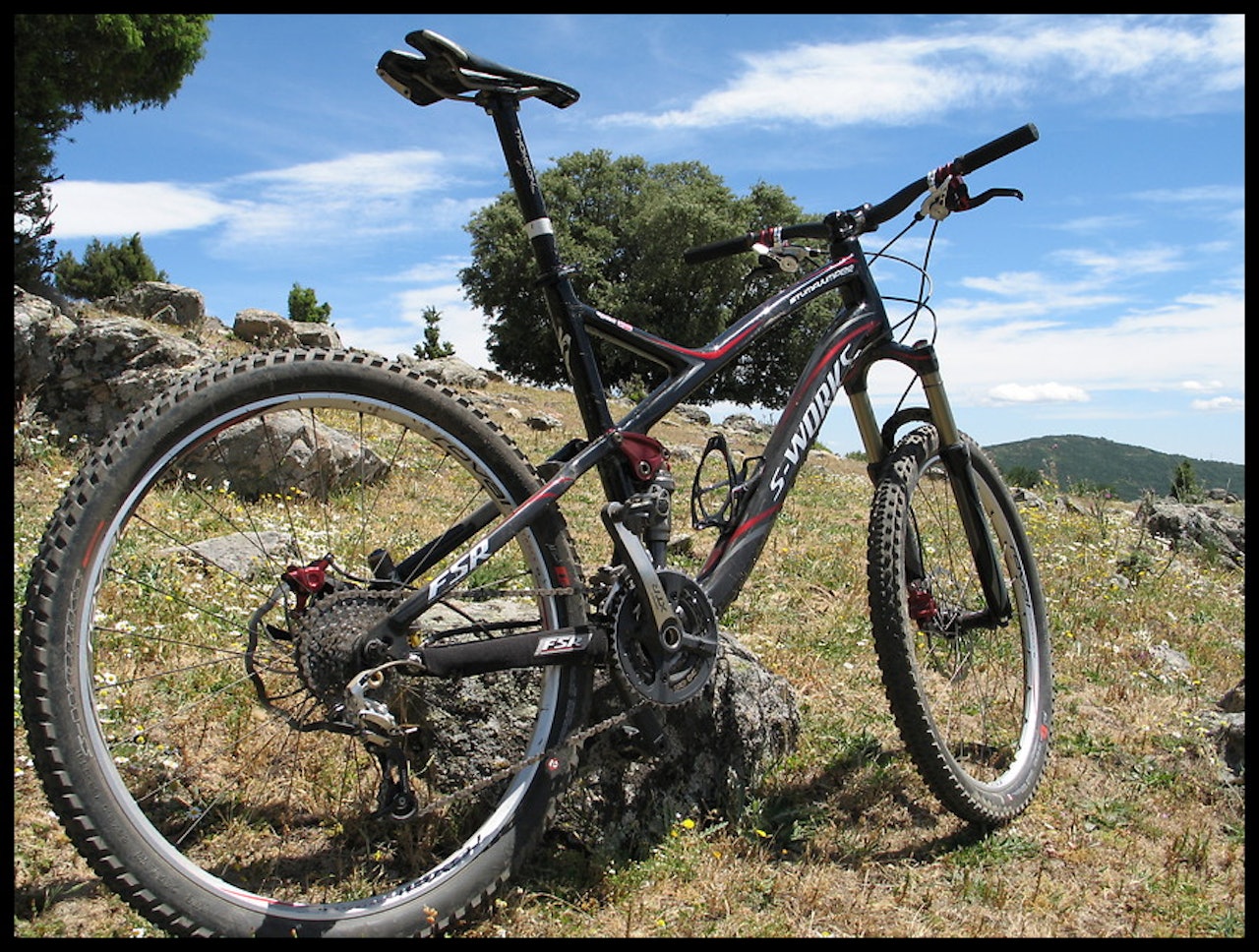 Stupjumper med sin organiske form og 5" både foran og bak. Stupjumper med sin organiske form og 5" både foran og bak.