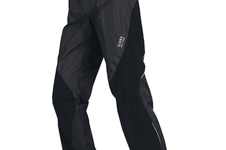 FORMSYDD: Gore bike wears bukse har formsydde knær og ekstra forsterkninger på strategiske steder. FORMSYDD: Gore bike wears bukse har formsydde knær og ekstra forsterkninger på strategiske steder.