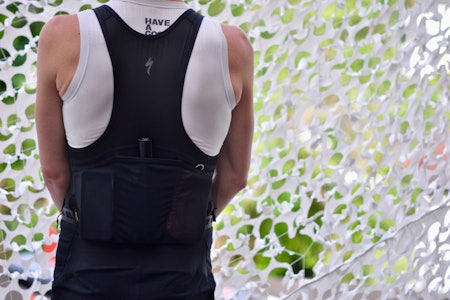 SUPRE LOMMER: Specalizeds Mountain Liner bib m/SWAT har stramme, romslige lommer som passer fint med yttershorts Specalizeds Mountain Liner bib sykkelbukse