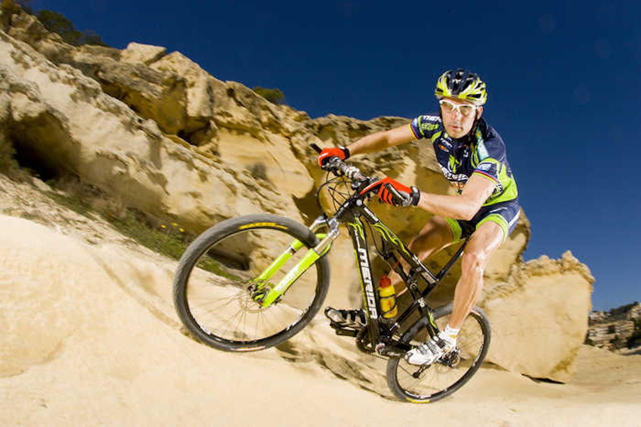 Spanjolen José A. Hermida forlenger med Multivan Merida Biking Team. Foto: D. Geiger/Merida. Spanjolen José A. Hermida forlenger med Multivan Merida Biking Team. Foto: D. Geiger/Merida.