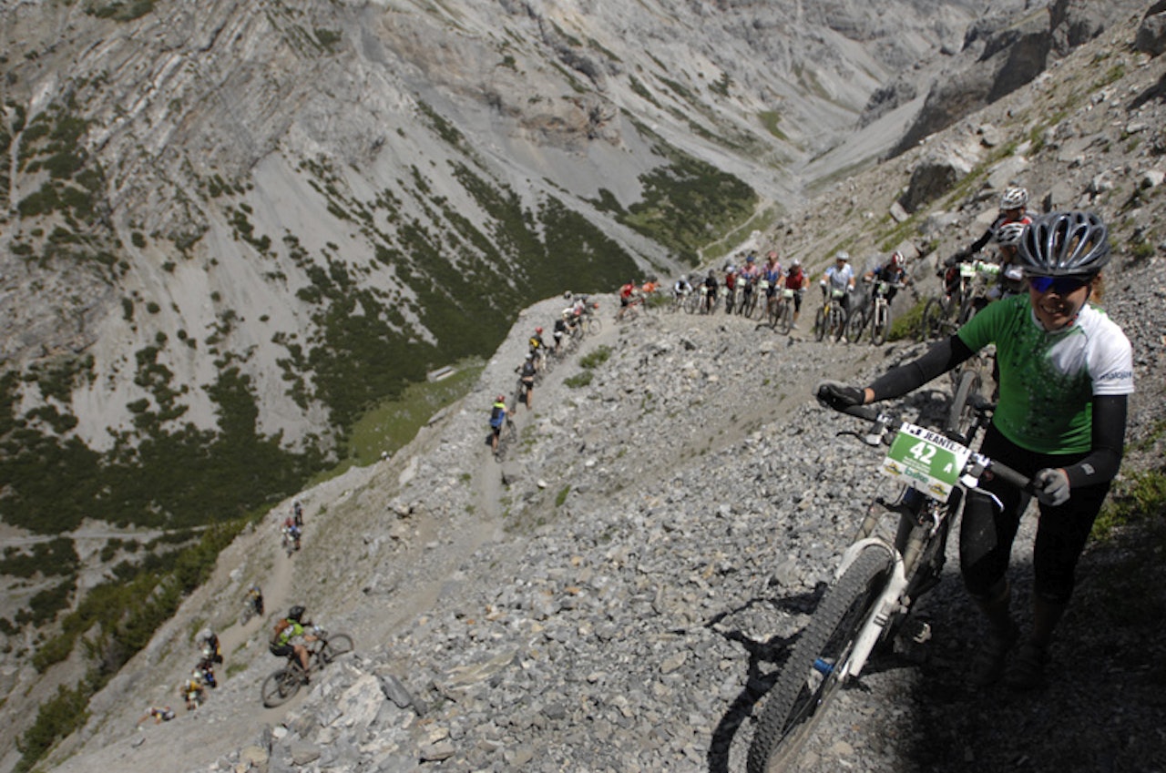LUFTIG: 5. Etappe til Naturns gikk over Bochetta di Forcola på 2700 meter. Makan til luftig sti skal du lete lenge etter. Bilder: Bene Altschuh LUFTIG: 5. Etappe til Naturns gikk over Bochetta di Forcola på 2700 meter. Makan til luftig sti skal du lete lenge etter. Bilder: Bene Altschuh