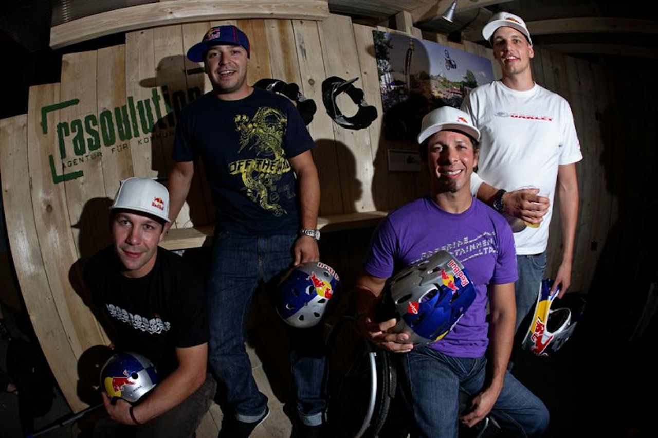 WINGS FOR LIFE: Tobi Wicke, Senad Grosic, Tarek Rasouli og Benny Korthaus er noen av syklistene som engasjerer seg i Wings For Life. WINGS FOR LIFE: Tobi Wicke, Senad Grosic, Tarek Rasouli og Benny Korthaus er noen av syklistene som engasjerer seg i Wings For Life.