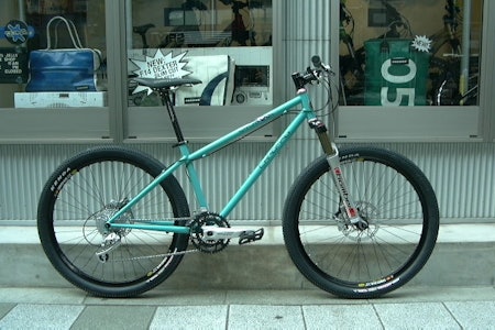 Sakura: En tidlig versjon av Sakura, her bygget opp hos den japanske importøren. Sakura: En tidlig versjon av Sakura, her bygget opp hos den japanske importøren.