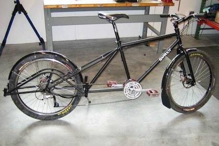 Limo: Surly Big Dummy prototype uten lastebærer. Limo: Surly Big Dummy prototype uten lastebærer.