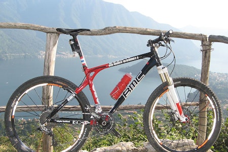 SPESIELL: BMCs Team Elite 02 ser ikke ut som andre hardtail-sykler. SPESIELL: BMCs Team Elite 02 ser ikke ut som andre hardtail-sykler.