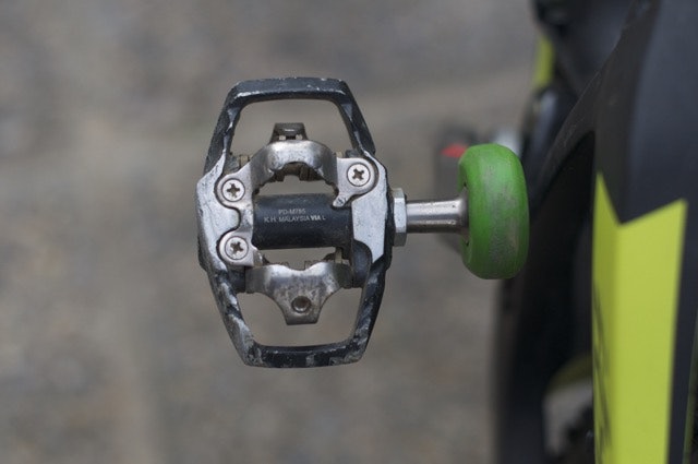 STIPEDAL: XT-TRAIL-pedalene har en ramme rundt klikkemekanismen som gir deg litt mer å stå på. STIPEDAL: XT-TRAIL-pedalene har en ramme rundt klikkemekanismen som gir deg litt mer å stå på.