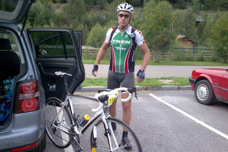 KLAR TIL START: Tom Larsen er klar til start i verdens største terrengsykkelritt, med racer. Foto: Lars Erik Normann Andersen birken birkebeinerrittet racer skramstad tom larsen landeveissykkel