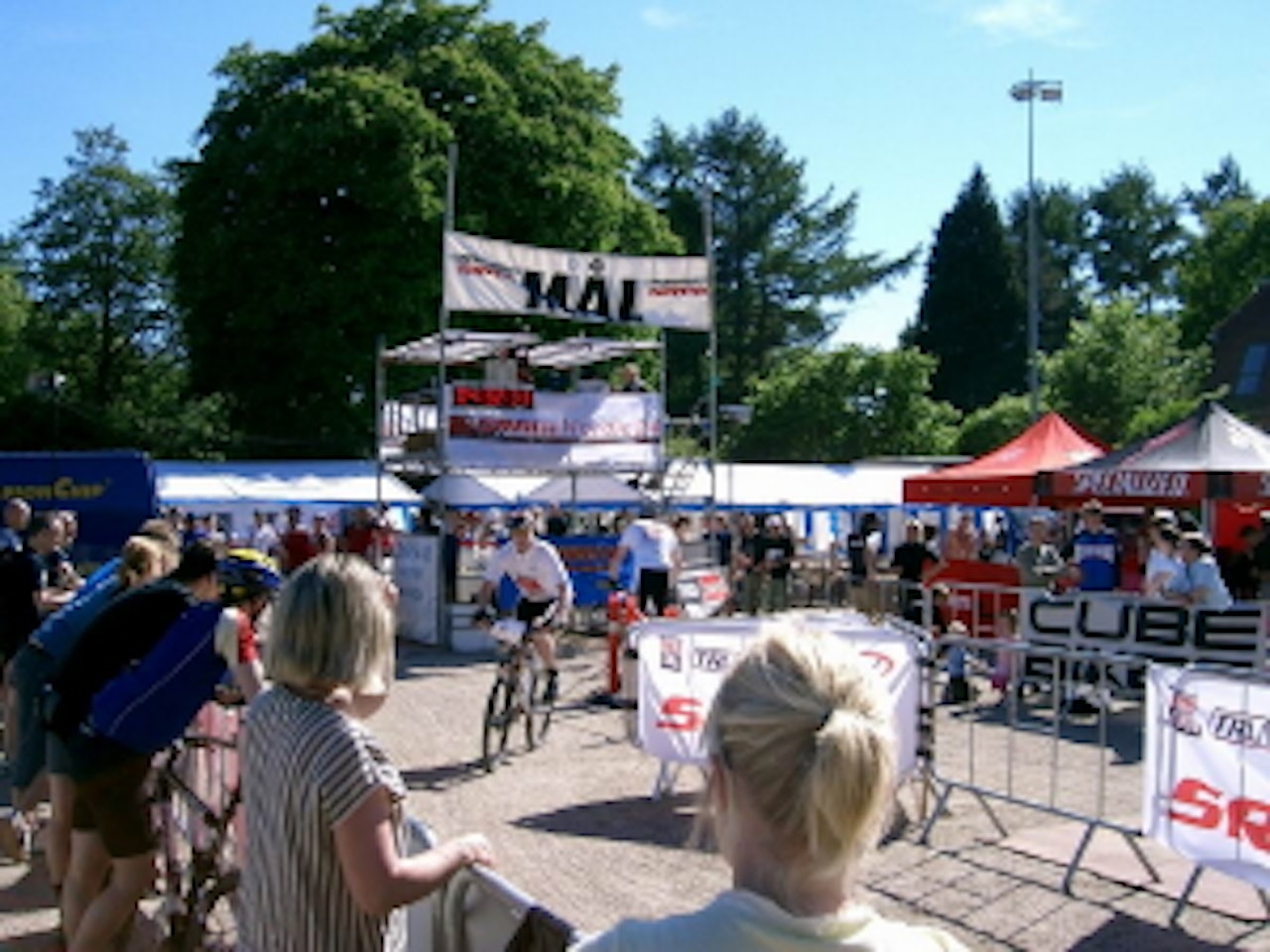 Veksling: Målområdet ved Rudegaard Stadion ved Holte. Veksling: Målområdet ved Rudegaard Stadion ved Holte.